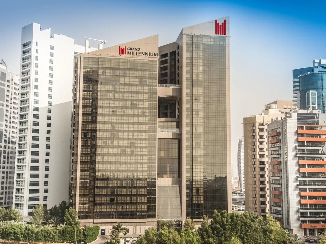 Grand Millennium Dubai — hoofdfoto