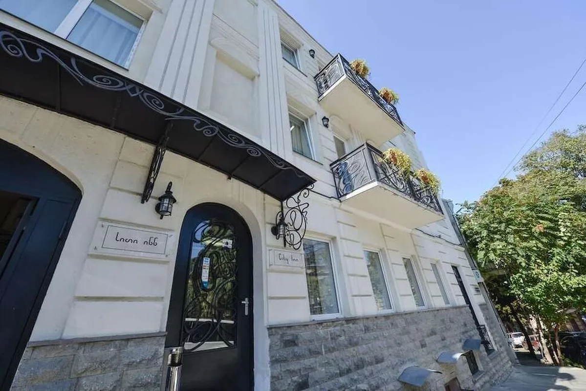 City Inn Tbilisi — hoofdfoto