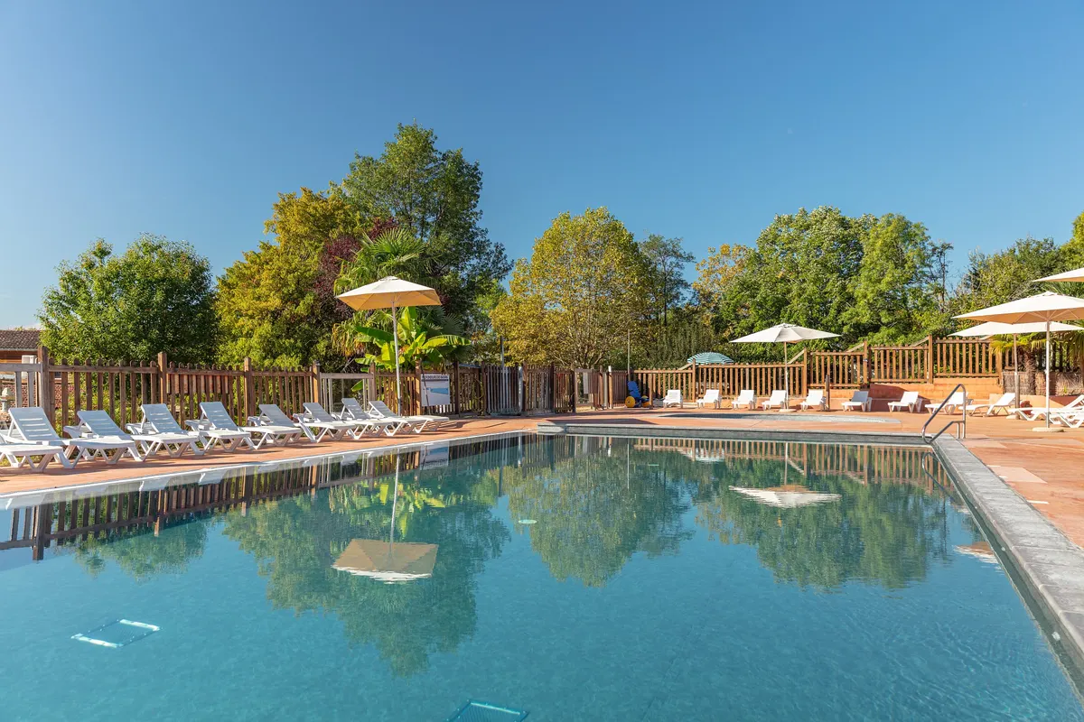 Camping Le Mas De Sireuil) — hoofdfoto