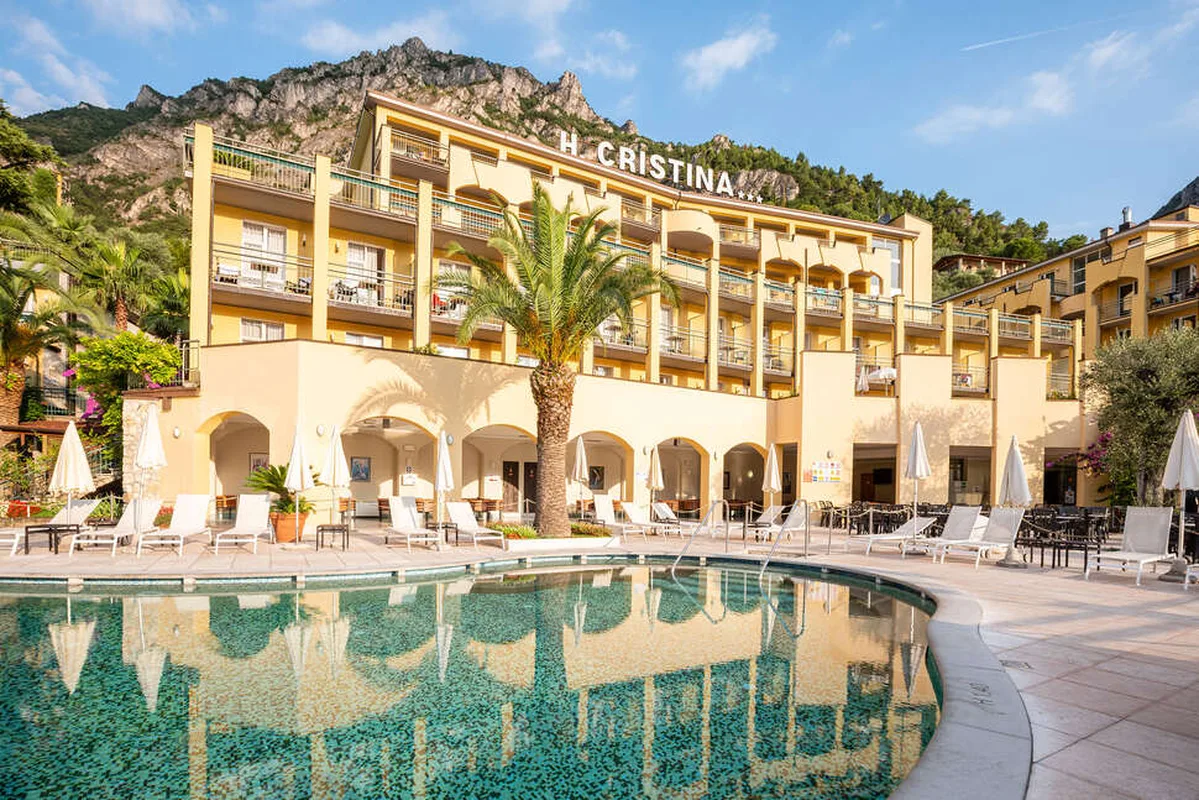 Hotel Cristina — hoofdfoto