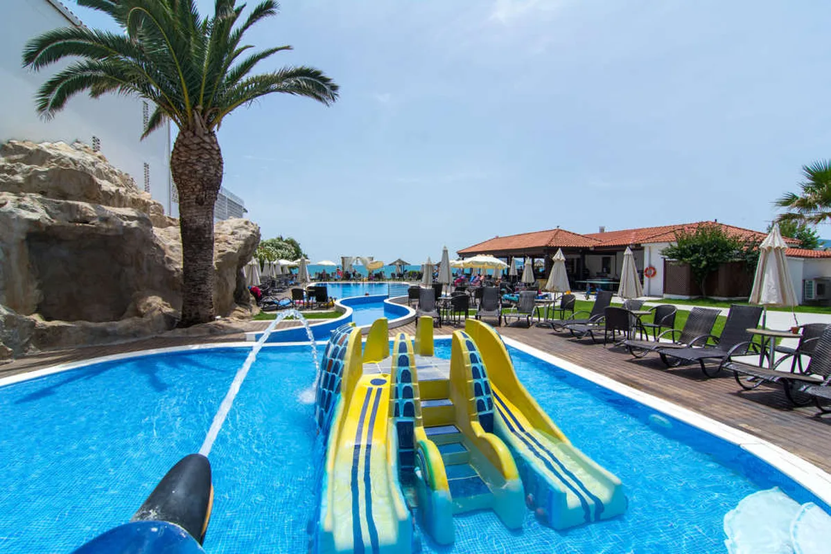 Galaxy Beach Resort — hoofdfoto