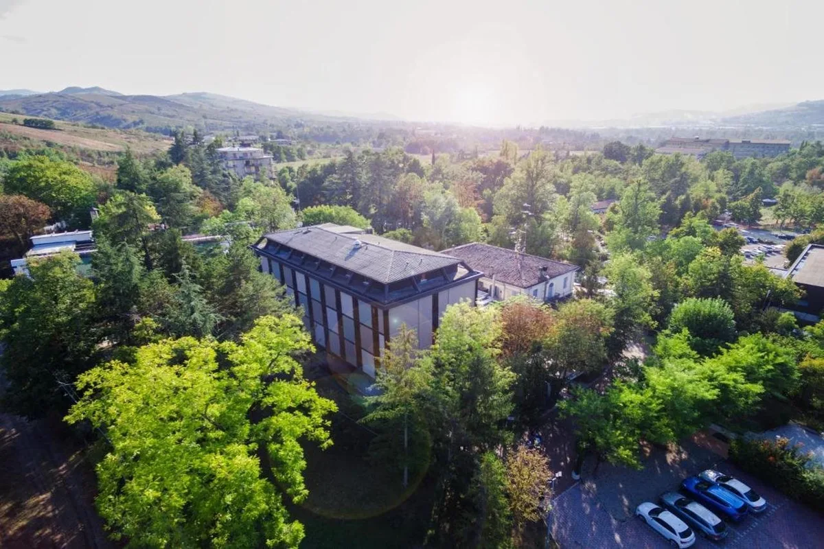Terme Salvarola, hoofdfoto
