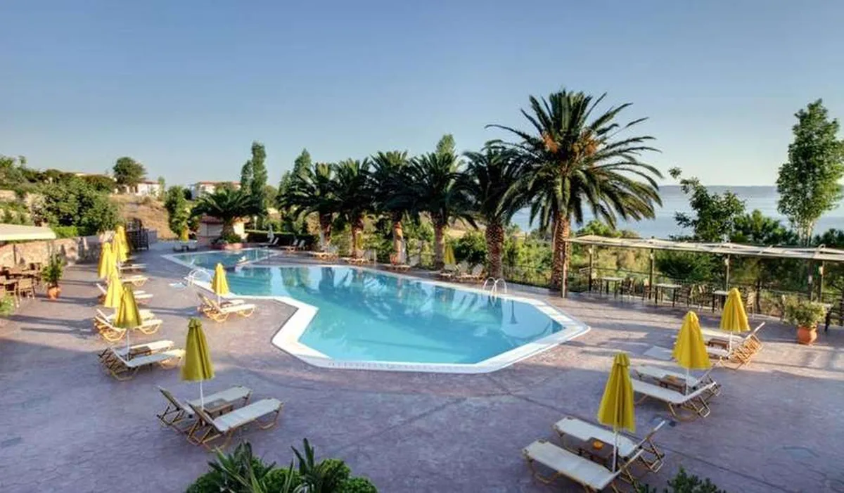 Sunrise Resort — hoofdfoto