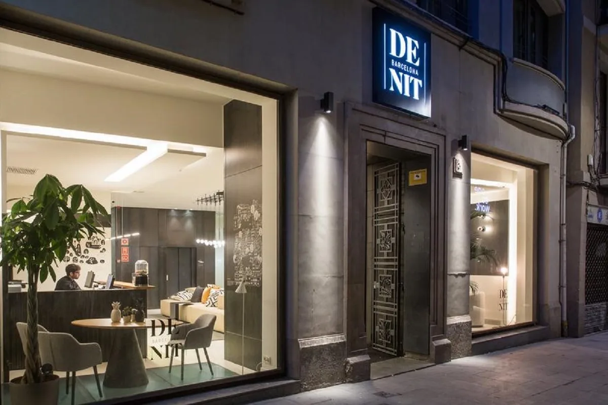 Denit Barcelona — hoofdfoto