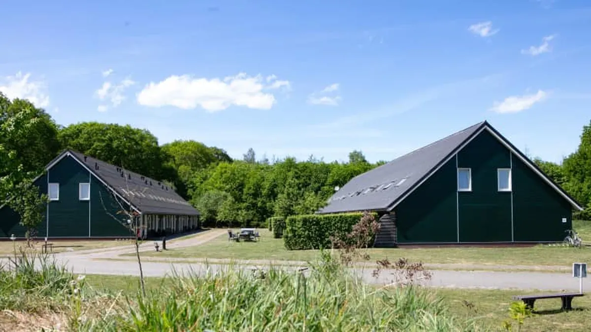 Horsetellerie Rheezerveen — hoofdfoto