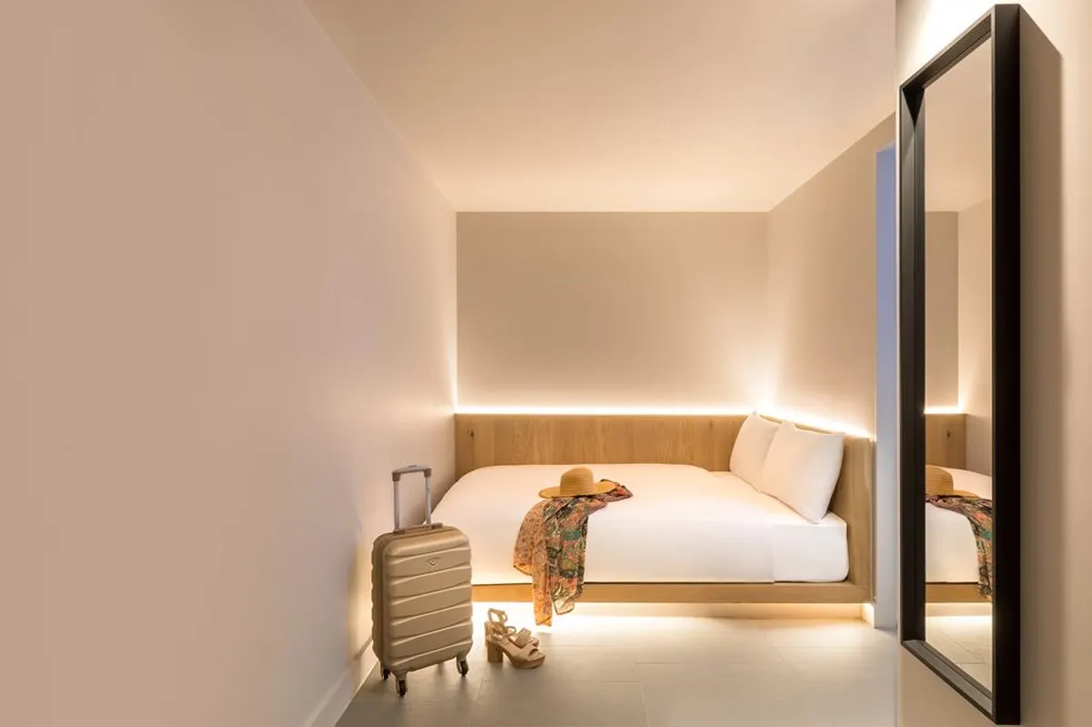 Zedwell Underground Hotel Tottenham Court Road — hoofdfoto