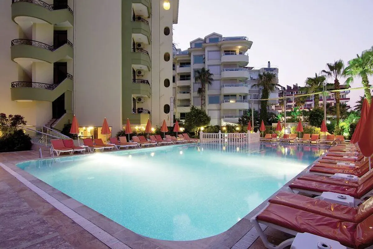 Kaila Krizantem Hotel — hoofdfoto