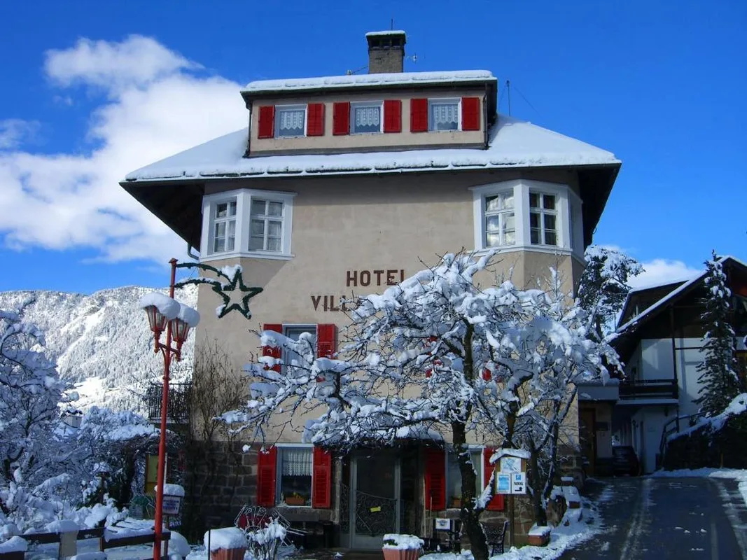 Villa Emilia, hoofdfoto