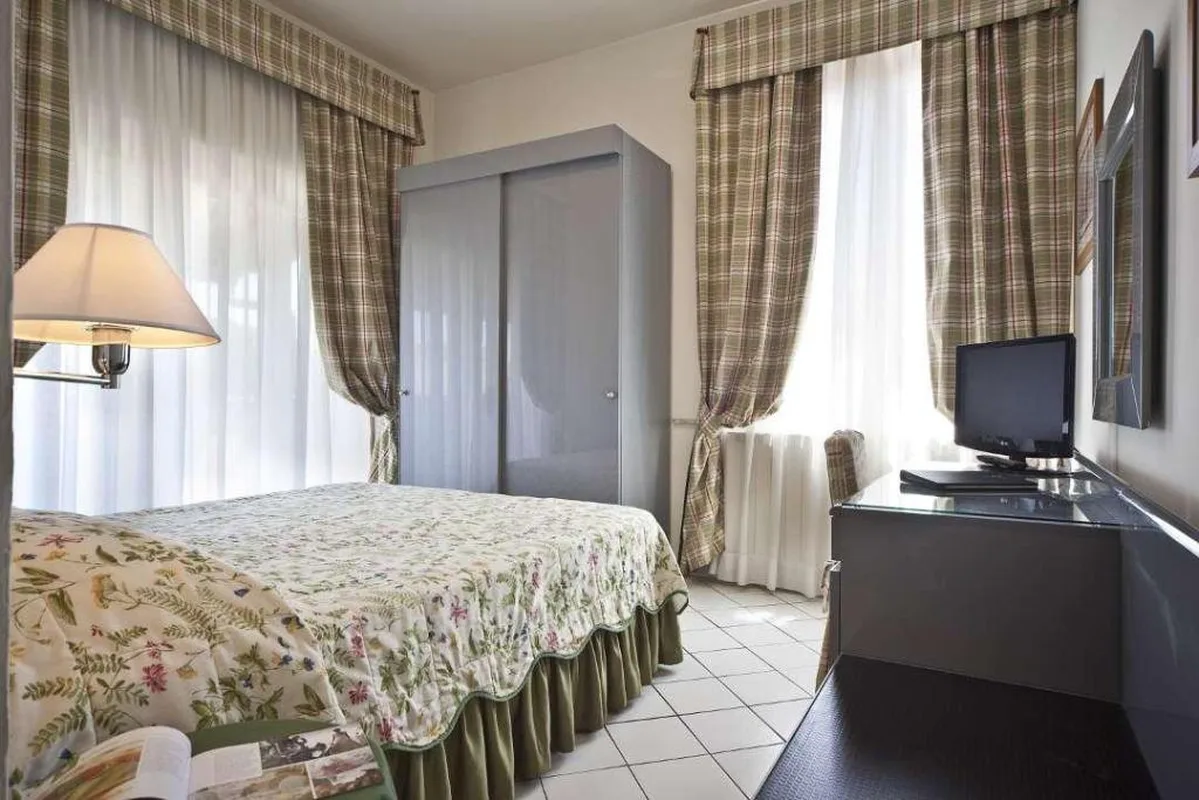Hotel Italia — hoofdfoto