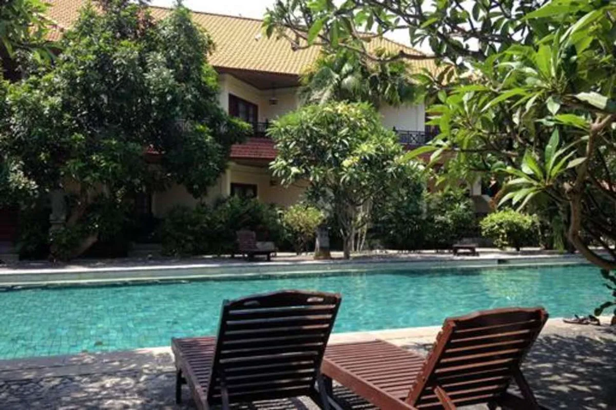 Bumas Hotel — hoofdfoto