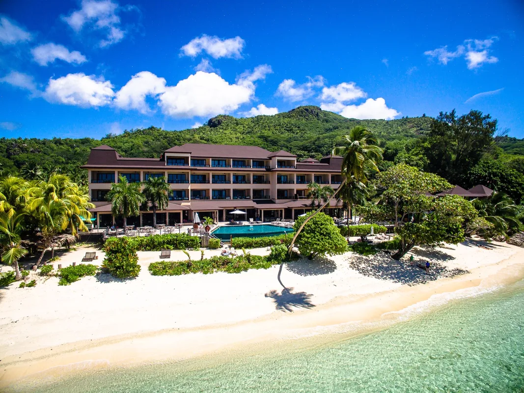 DoubleTree by Hilton Seychelles Allamanda Resort & Spa — hoofdfoto