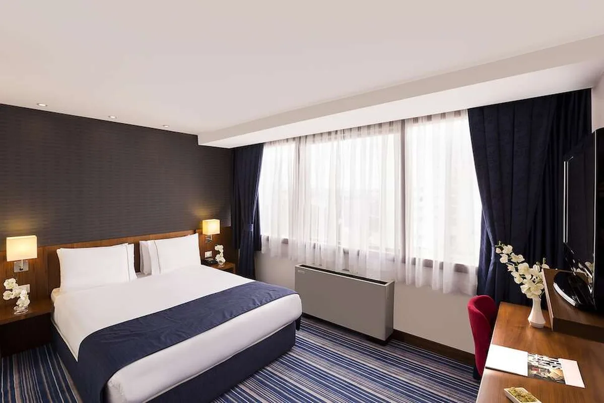 Park Star Hotel Taxim — hoofdfoto