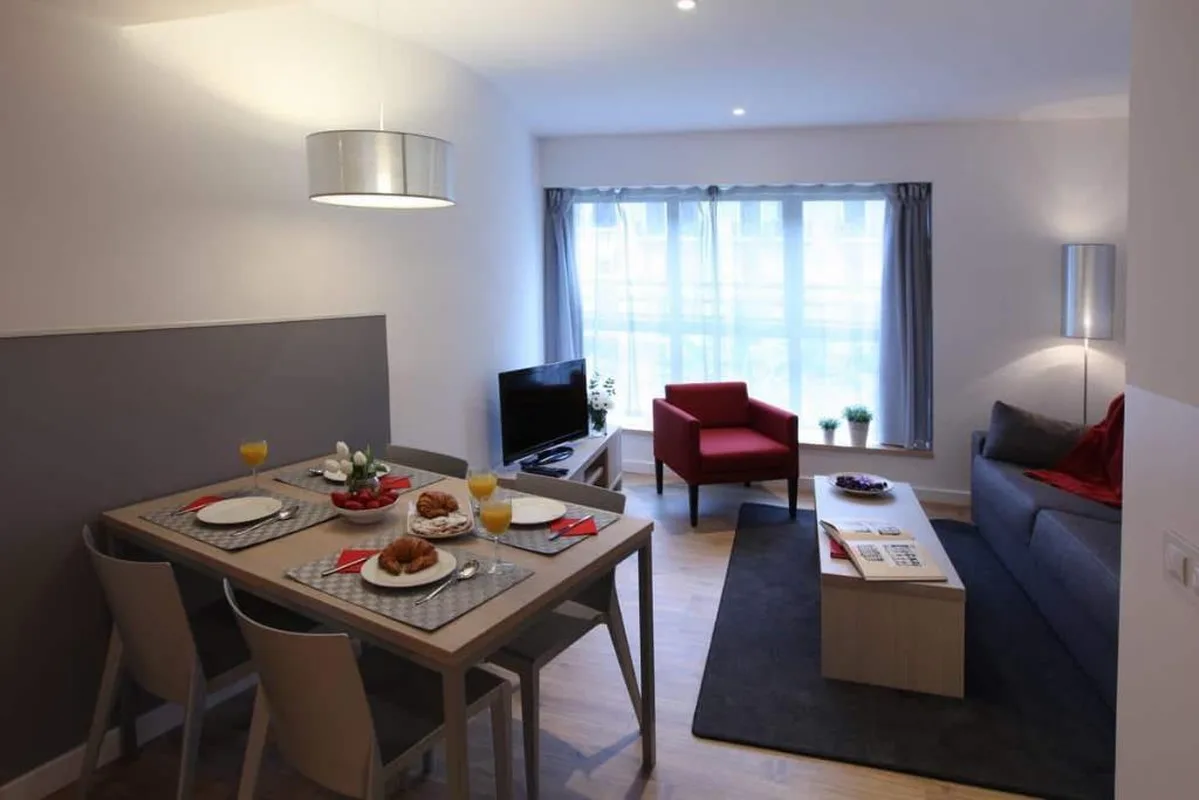 MH Apartments Suites — hoofdfoto