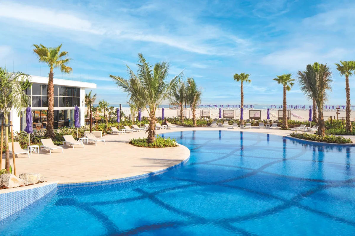 Centara Mirage Beach Resort Dubai — hoofdfoto