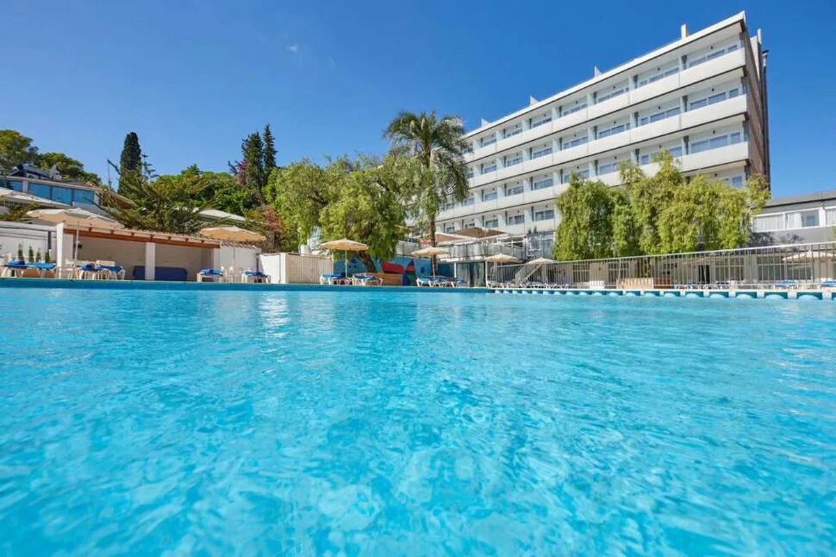 Hotel Joan Miro Museum — hoofdfoto