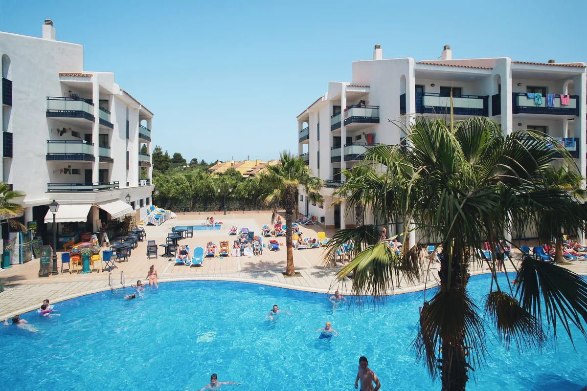 Pins Platja Apartments — hoofdfoto