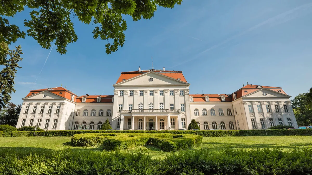 Austria Trend Hotel Schloss Wilhelminenberg — hoofdfoto