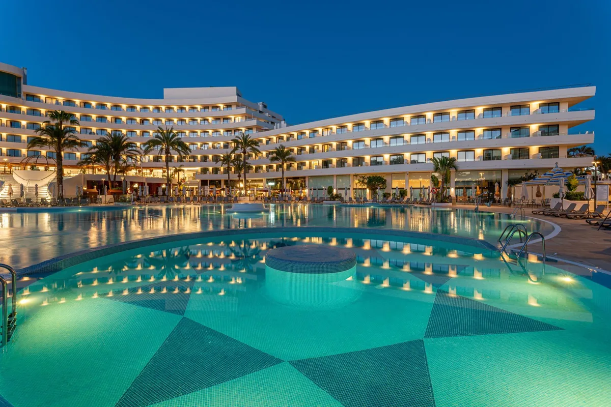 Hotel Mediterranean Palace — hoofdfoto