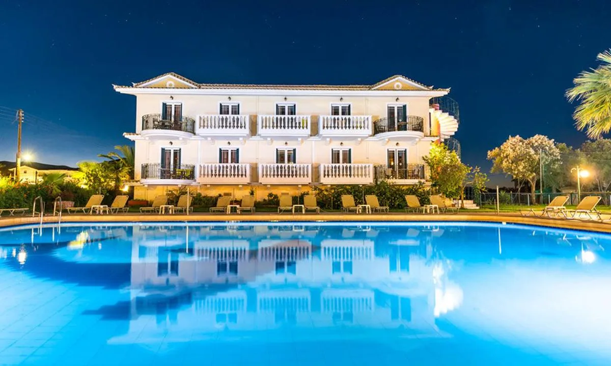 Ilios Hotel — hoofdfoto