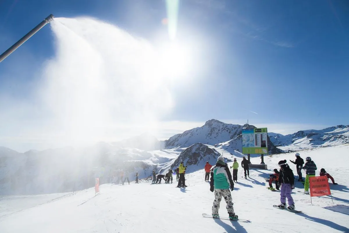 SNÖ Aragón Hills Hotel — hoofdfoto