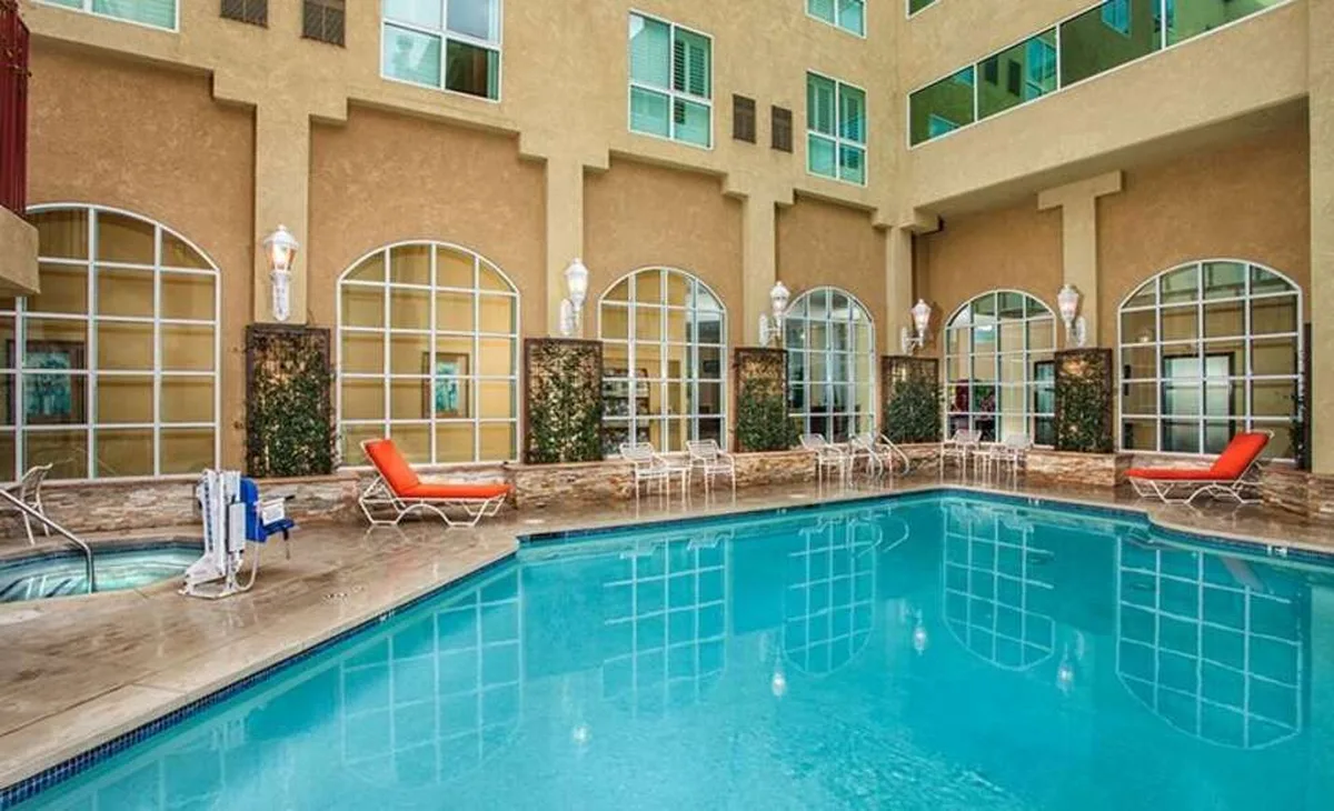 Desert Palms Hotel & Suites — hoofdfoto