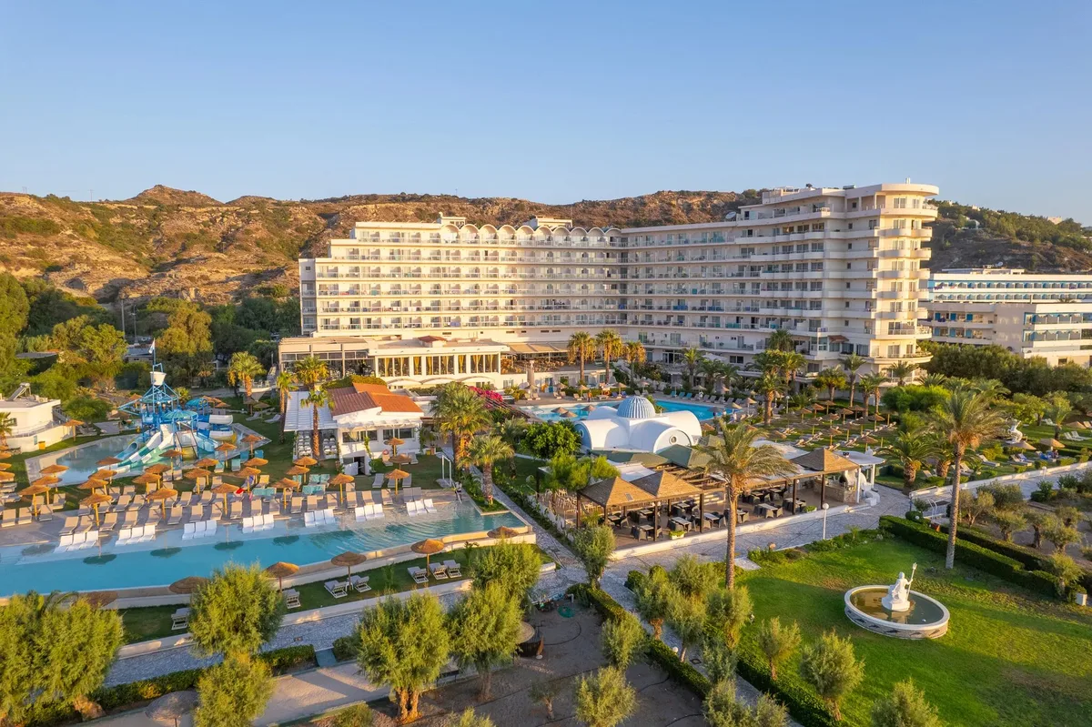 Pegasos Deluxe Beach Hotel — hoofdfoto