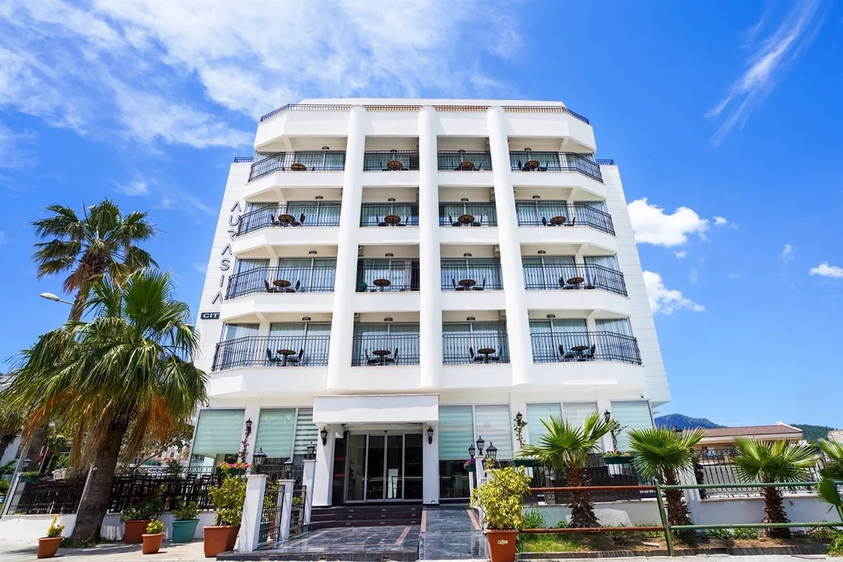 Aurasia Sea Side Hotel — hoofdfoto
