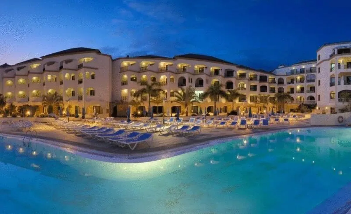 Saint George Aparthotel — hoofdfoto