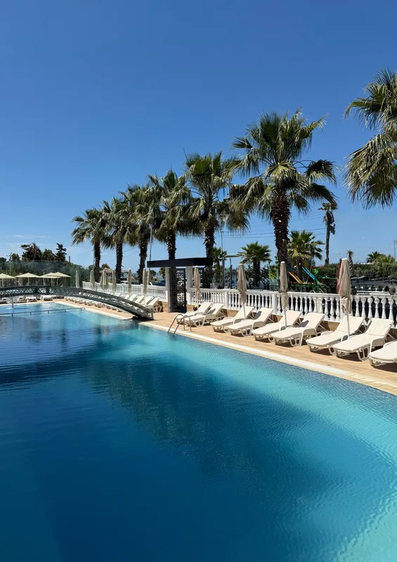 Lotus Beach Resort, hoofdfoto