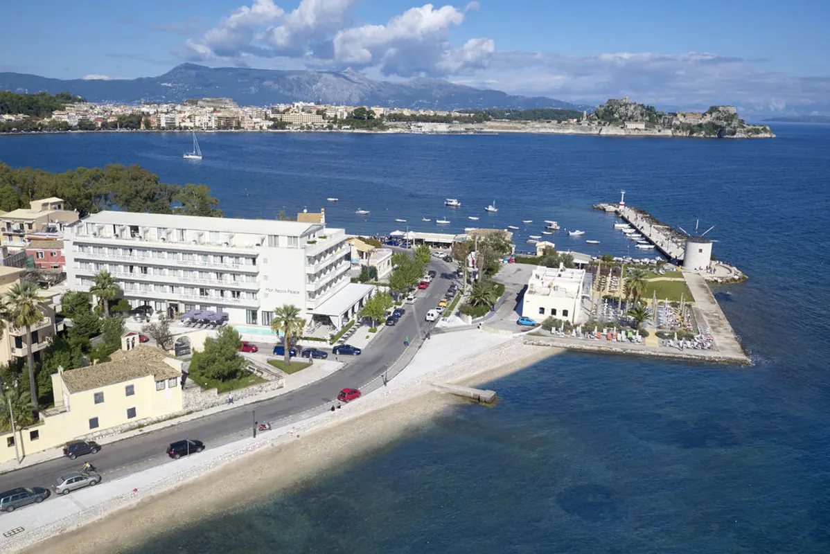 Mon Repos Palace — hoofdfoto