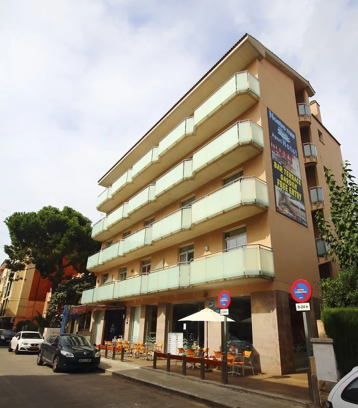 AQUA Nostre Mar Apartaments — hoofdfoto