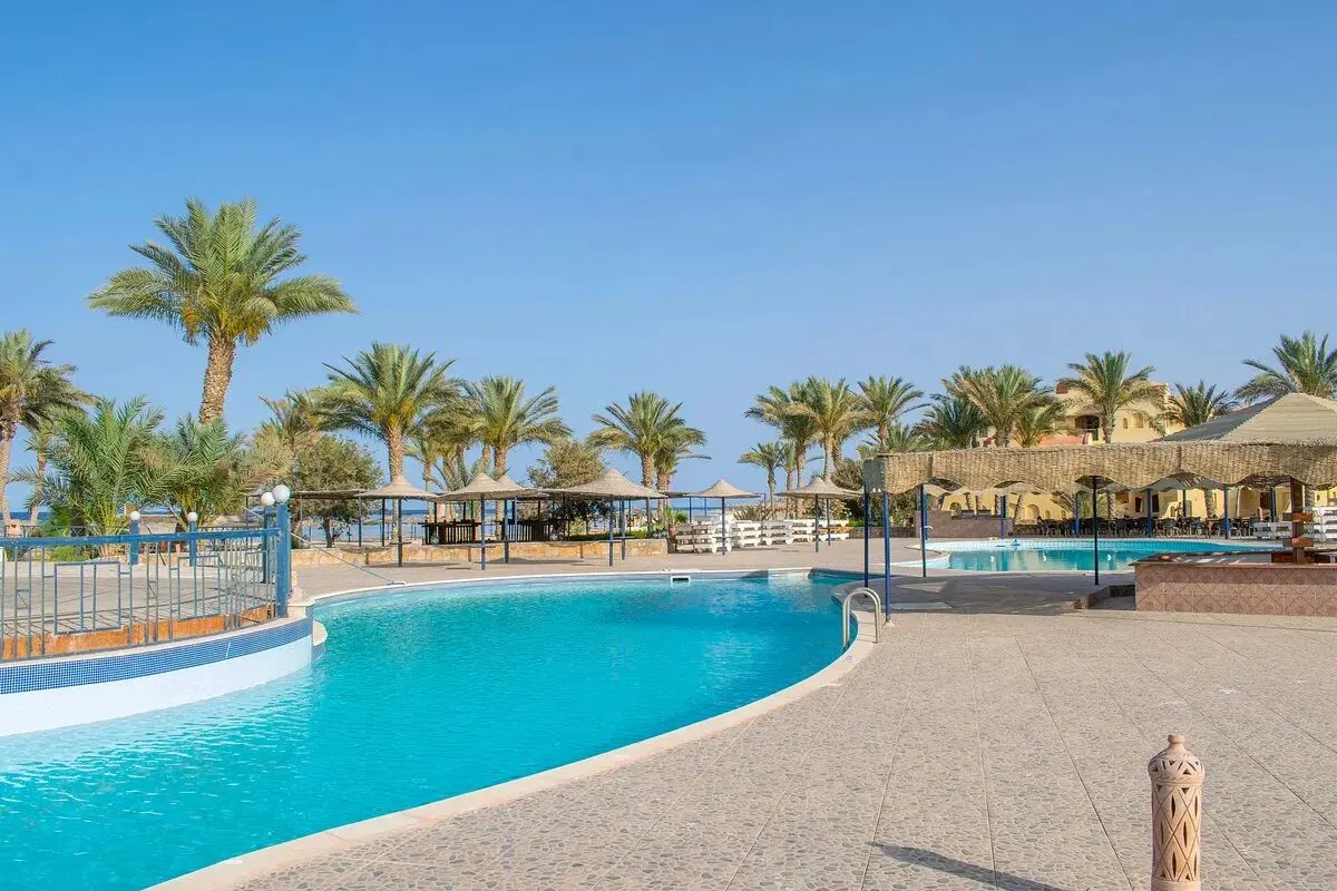 Protels Crystal Beach Resort — hoofdfoto