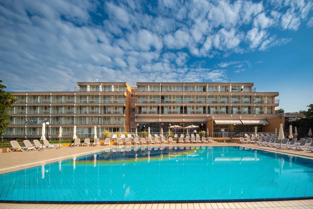 Arena Hotel Holiday — hoofdfoto