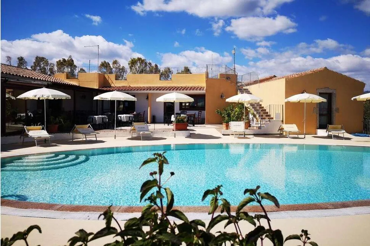 Hotel Cala Mirto — hoofdfoto