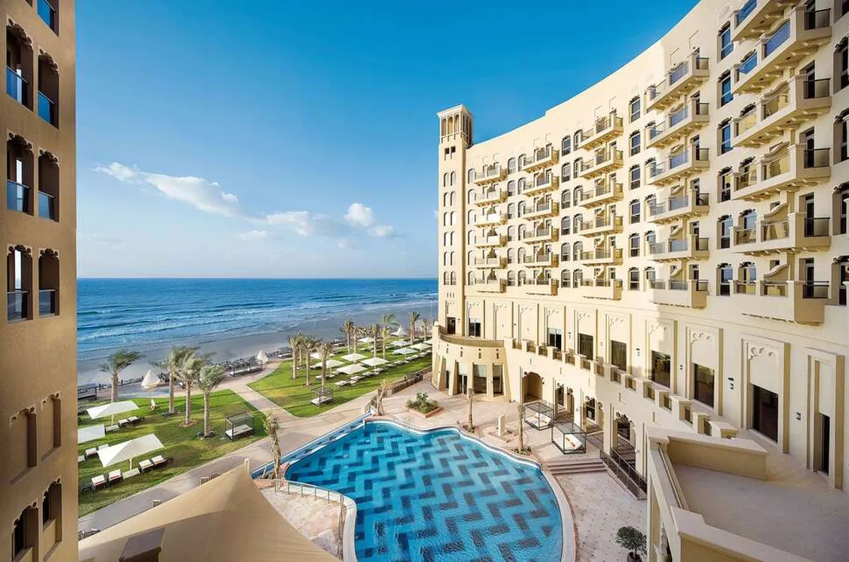 The Ajman Palace — hoofdfoto