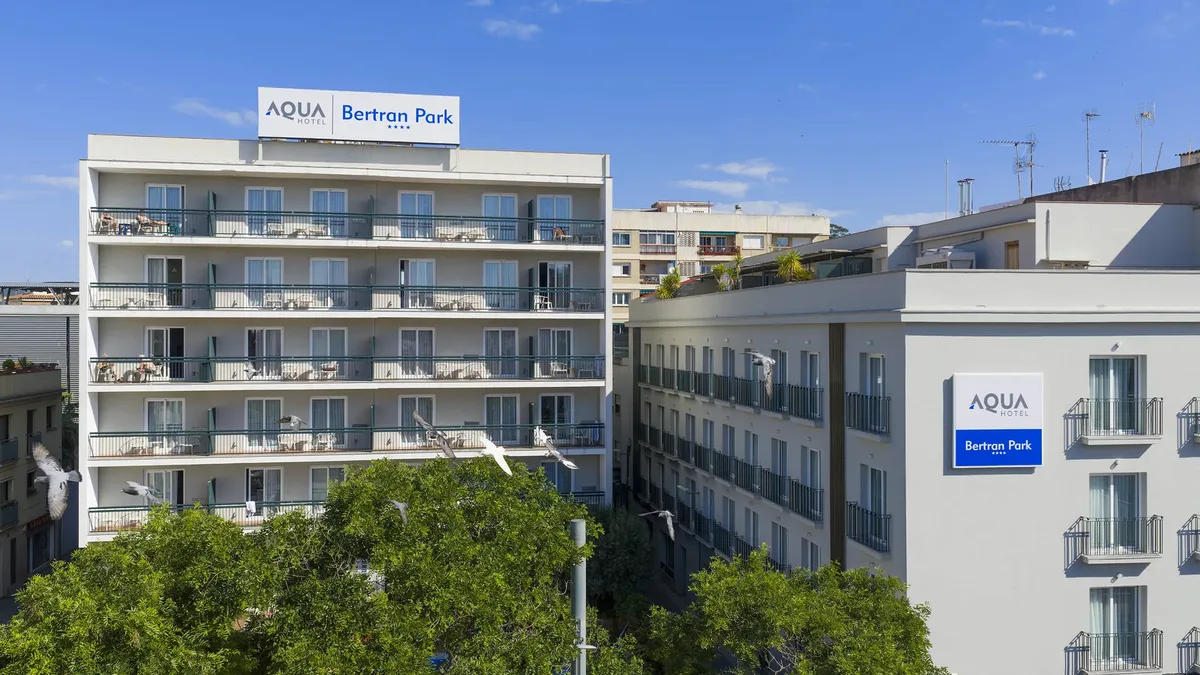 AQUA Hotel Bertran Park — hoofdfoto