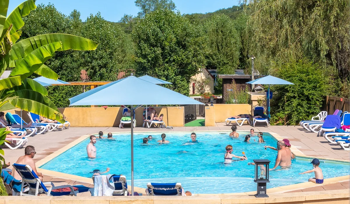 Camping Le Pont De Mazerat — hoofdfoto