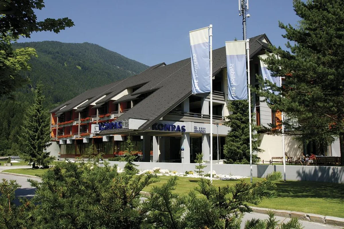 Hotel Kompas — hoofdfoto