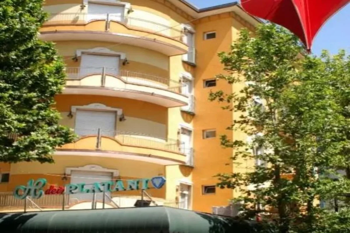 Dei Platani, hoofdfoto