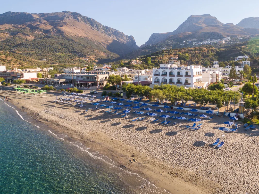 Alianthos Beach — hoofdfoto