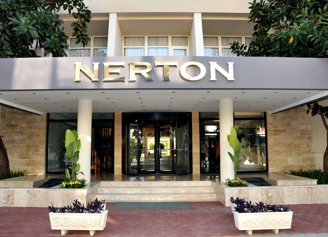 Nerton Hotel — hoofdfoto