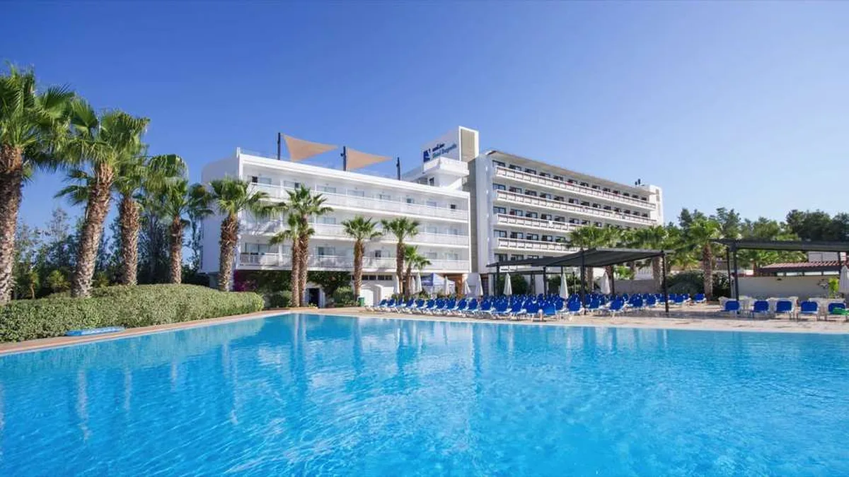 Azuline Hotel Bergantin — hoofdfoto