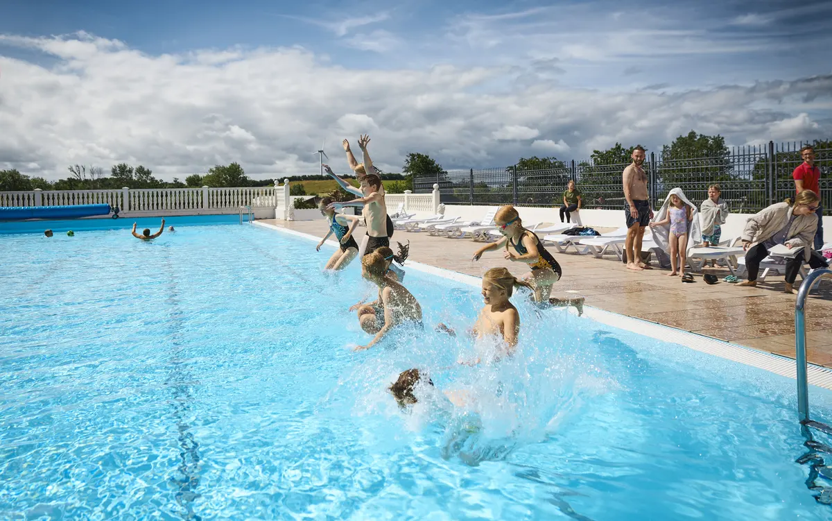 Camping Enmerbolle Strand — hoofdfoto