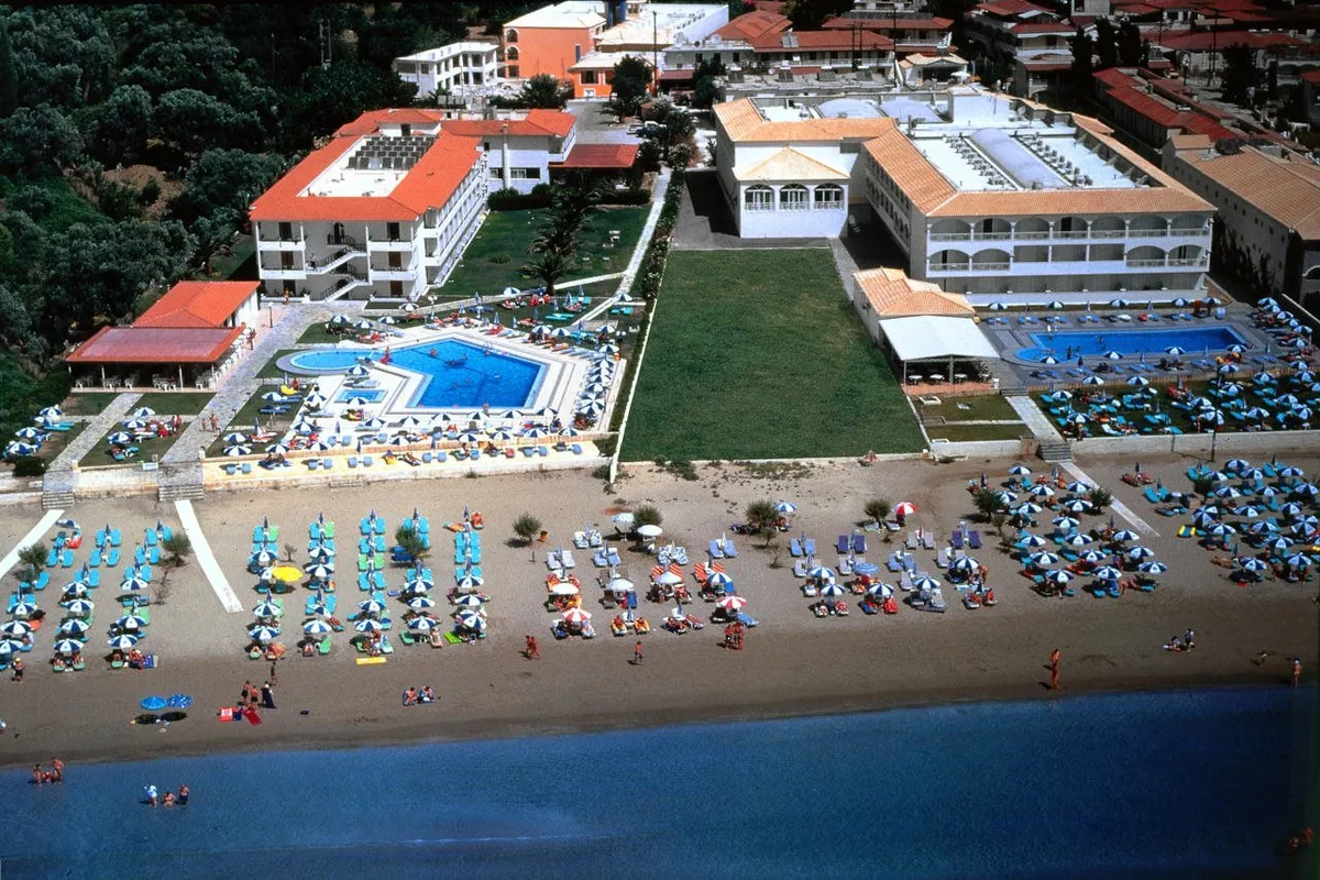 Astir Beach Hotel — hoofdfoto