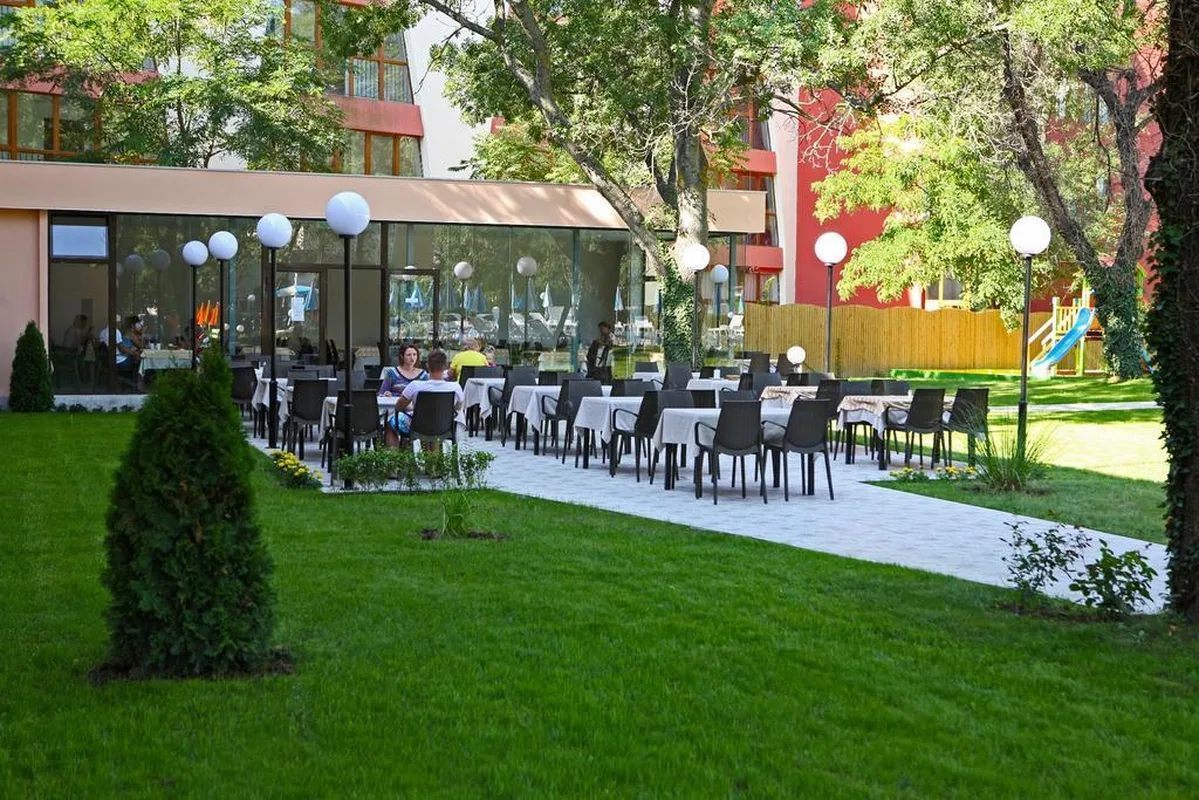 Hotel Yunona — hoofdfoto