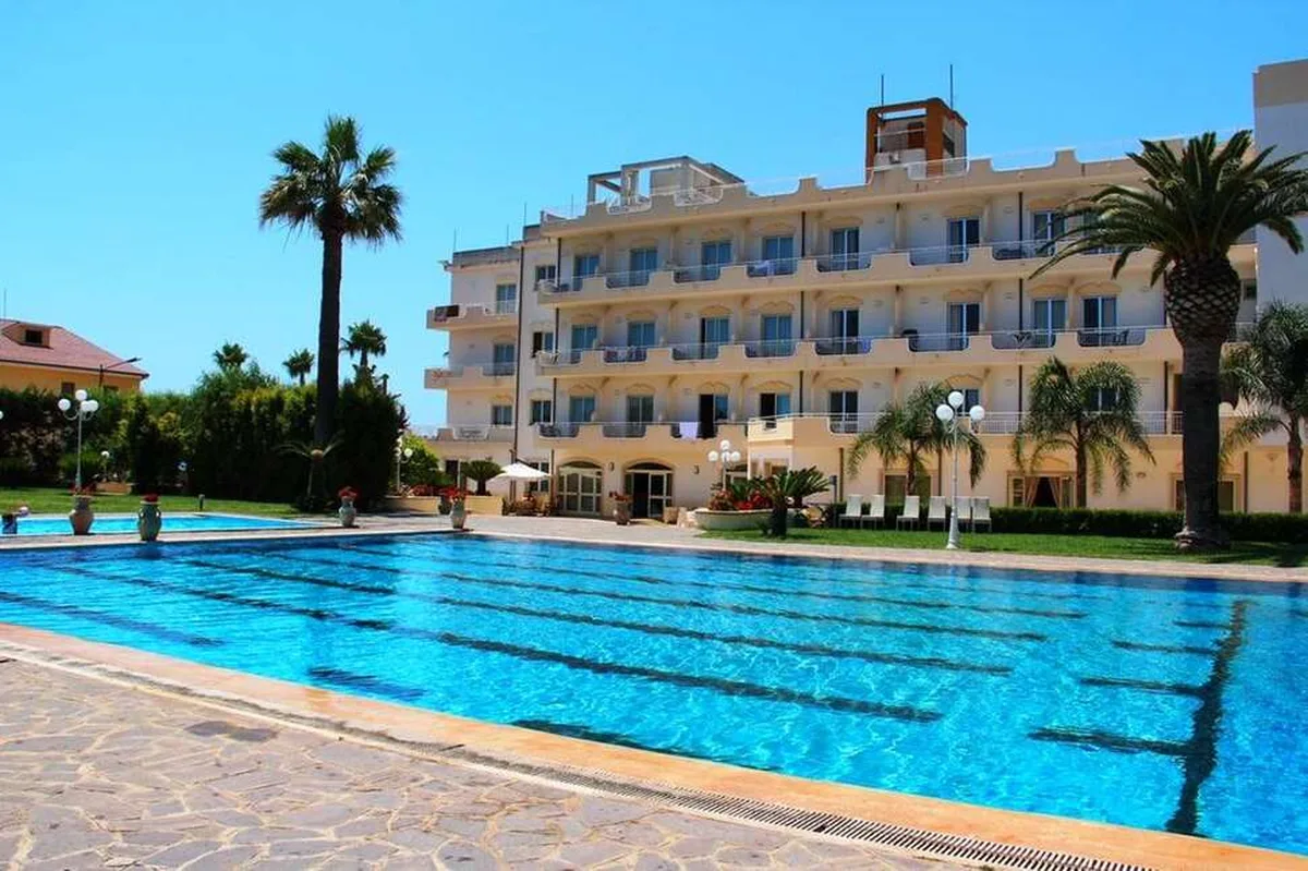Club Hotel Kennedy, hoofdfoto