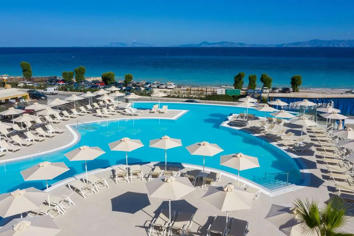 Belair Beach Hotel — hoofdfoto