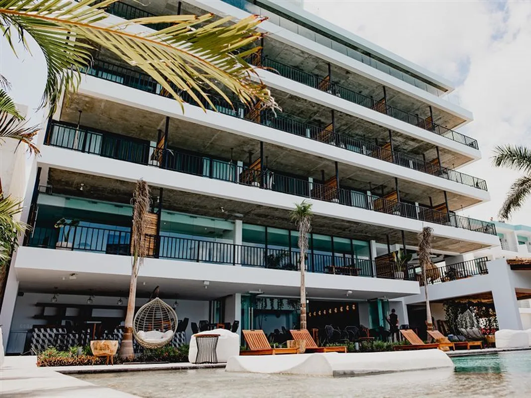 Hotel B Unique — hoofdfoto