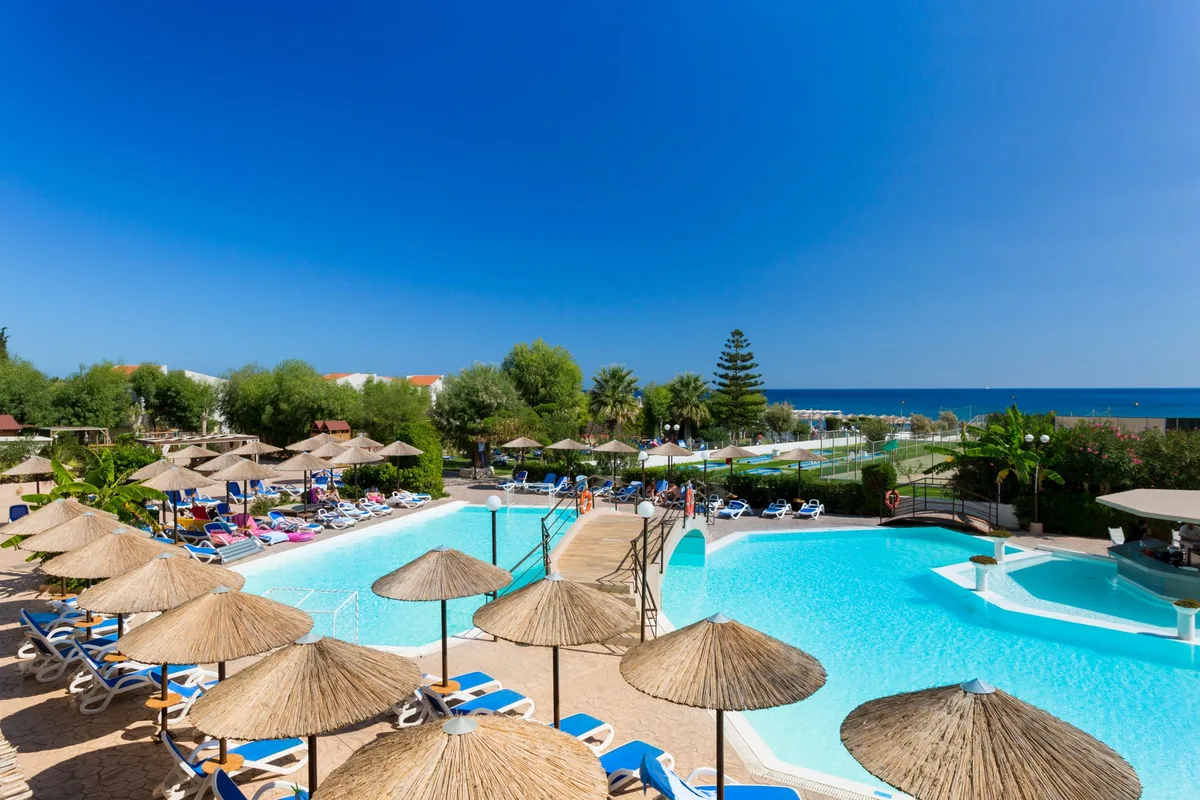 Olympos Beach Hotel — hoofdfoto