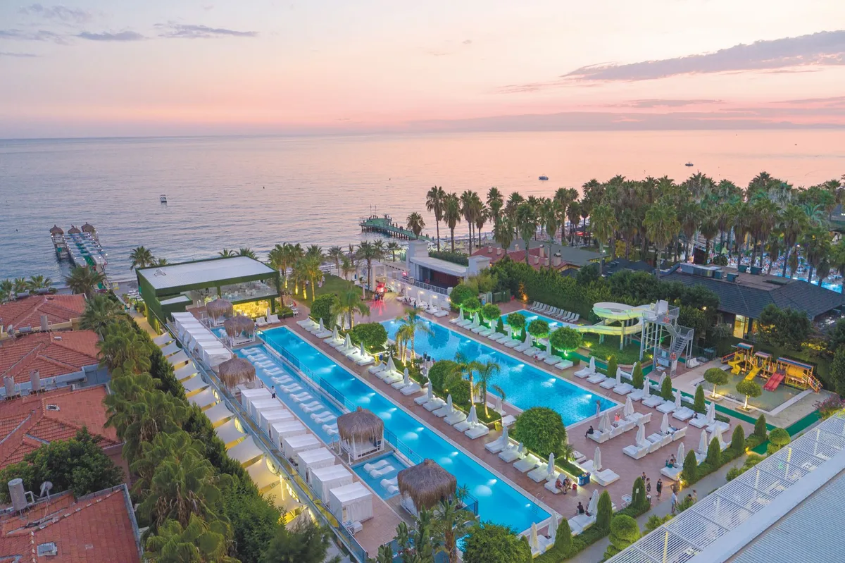 Q Premium Resort — hoofdfoto